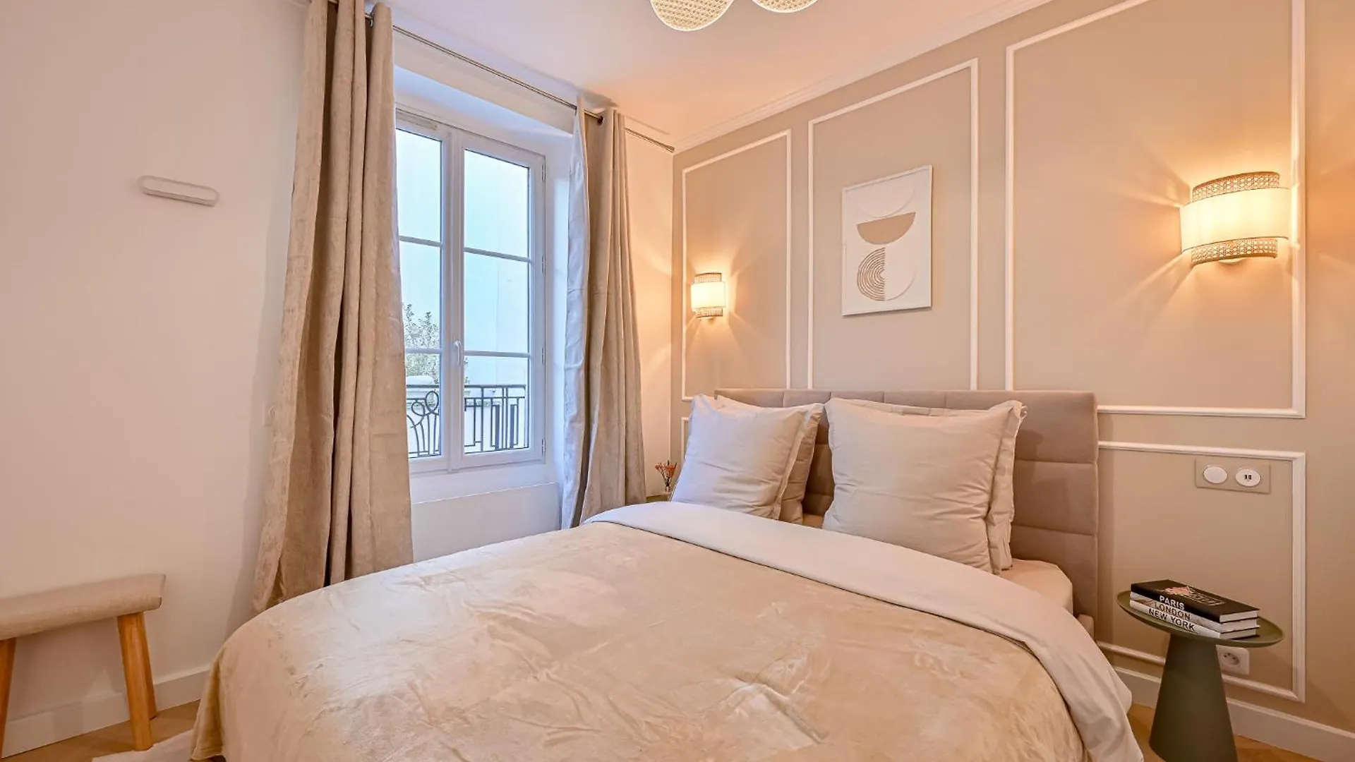 Eiffel- Perfect Location *