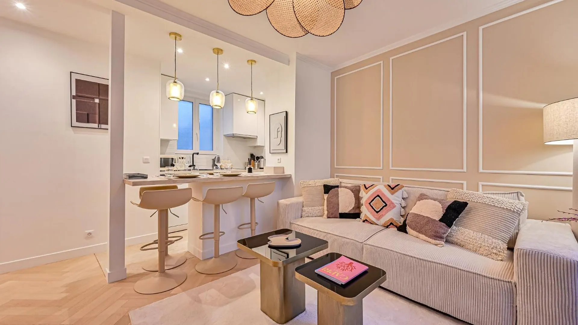 Eiffel- Perfect Location شقة